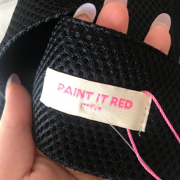 Paint it red black mesh cross body crop top - Picture 5 of 5